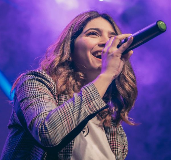 Quels exercices de respiration aideraient spécifiquement une chanteuse lyrique?